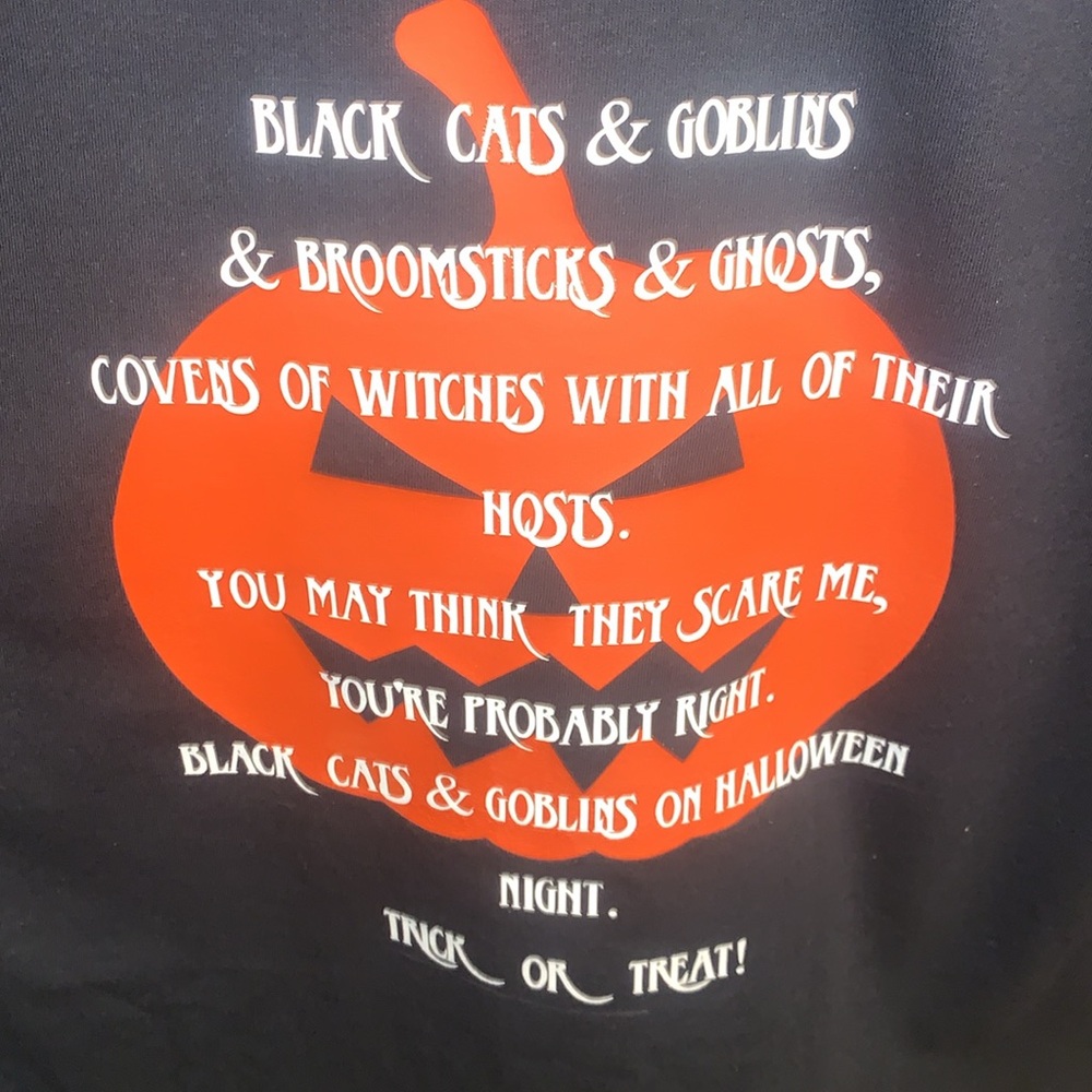 NEW! HALLOWEEN CHANT tee